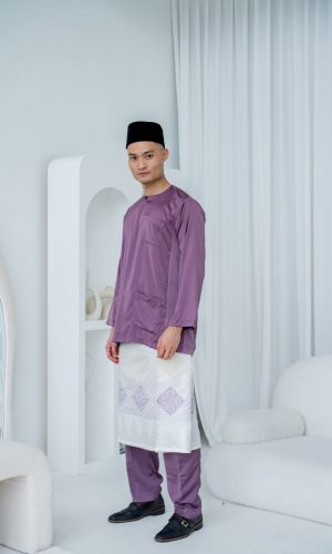 The Khai in Dusty Purple (Teluk Belanga)